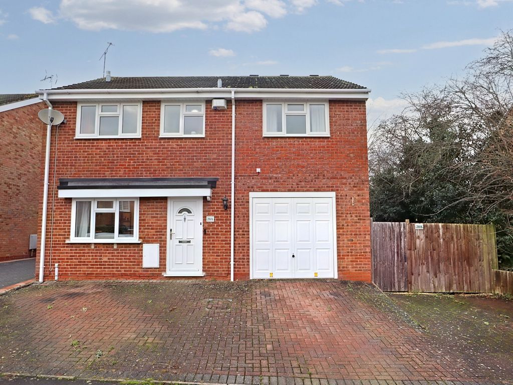 4 bed detached house for sale in Cardigan Road, Bedworth CV12, £280,000