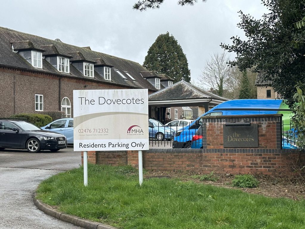 2 bed flat for sale in Flat 9, The Dovecotes, Allesley Hall Drive, Allesley, Coventry, West Midlands CV5, £175,000