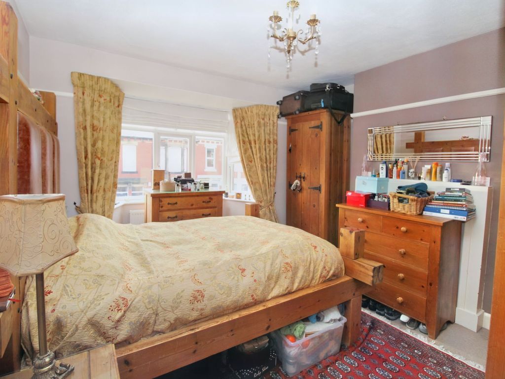 3 bed maisonette for sale in Biddlestone Road, Newcastle Upon Tyne NE6, £200,000
