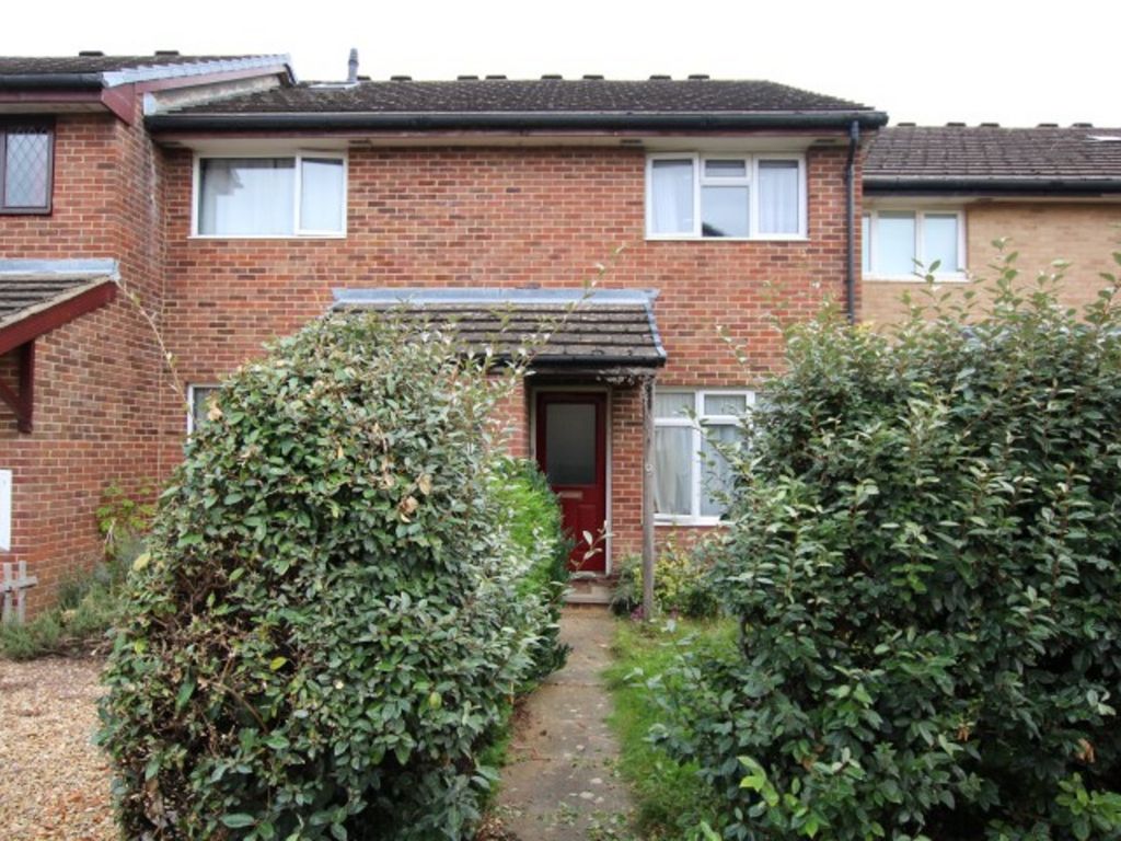 2 bed terraced house for sale in Chamberlain Place, Kidlington OX5, £267,500