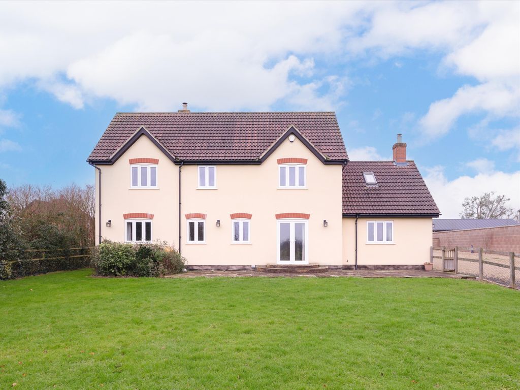 4 bed detached house for sale in Hainses, Berkeley, Gloucestershire GL13, £850,000