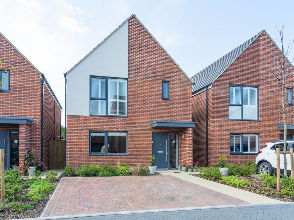 3 bed detached house for sale in Armstrong Close, Harwell OX11, £425,000