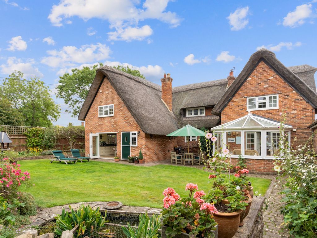 4 bed cottage for sale in High Street, Long Wittenham OX14, £1,100,000