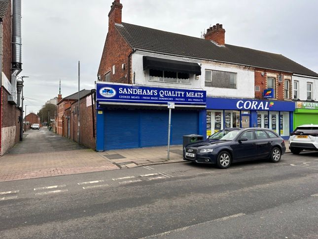 Retail premises for sale in Frodingham Road, Scunthorpe, North Lincolnshire DN15, £130,000