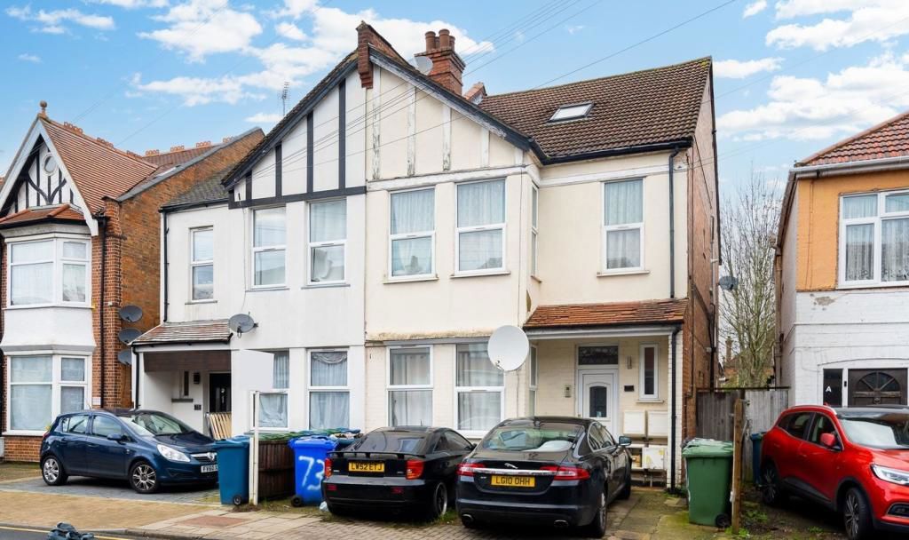 1 bed flat for sale in Hindes Road, Harrow-On-The-Hill, Harrow HA1, £190,000