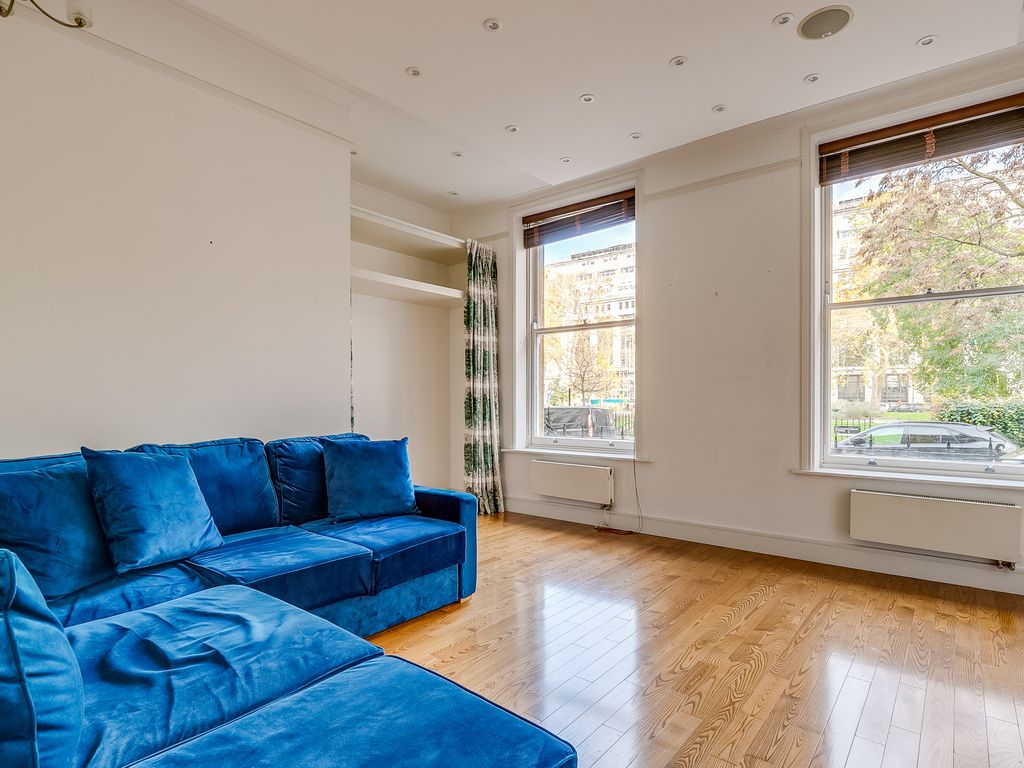 1 bed flat to rent in Bloomsbury Square, London WC1A, £4,950 pcm