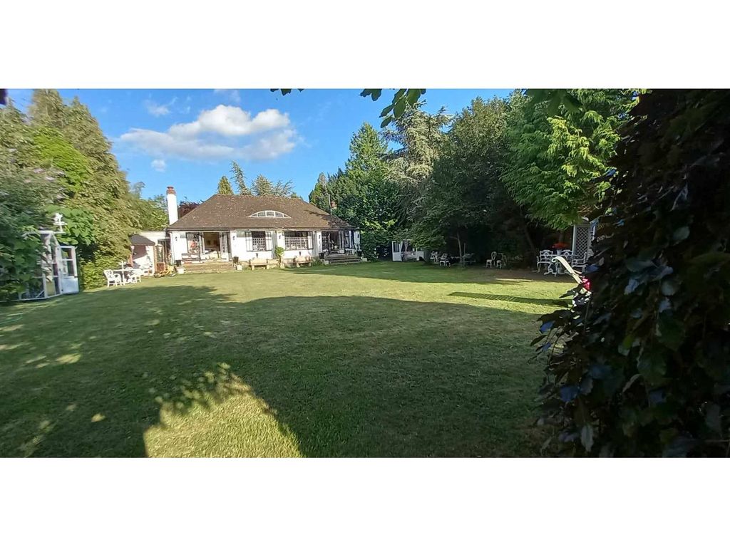 3 bed detached bungalow for sale in Kingswood Creek, Staines-Upon-Thames TW19, £2,000,000