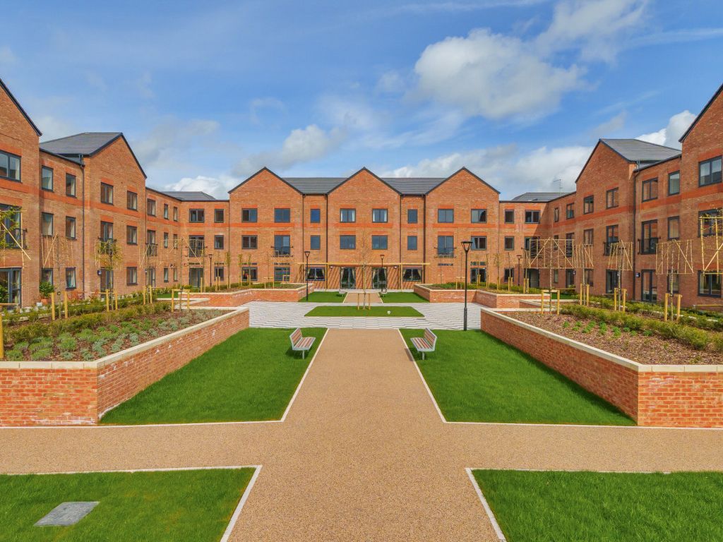 New home, 2 bed flat for sale in Empress Drive, Wallingford OX10, £247,500