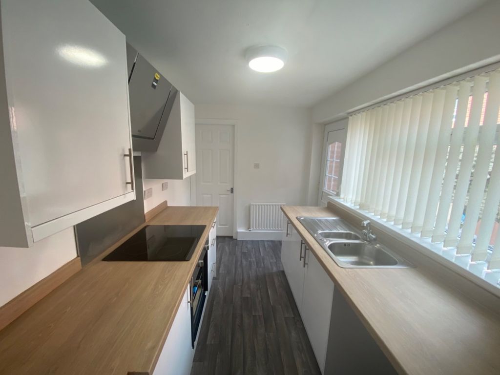 2 bed flat to rent in Burnham Street, South Shields NE34, £595 pcm