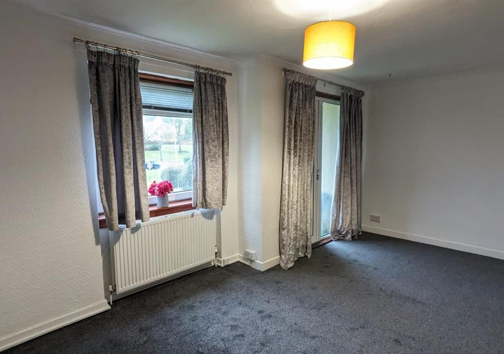 2 bed flat to rent in Kelvin Drive, Murray, East Kilbride G75, £625 pcm