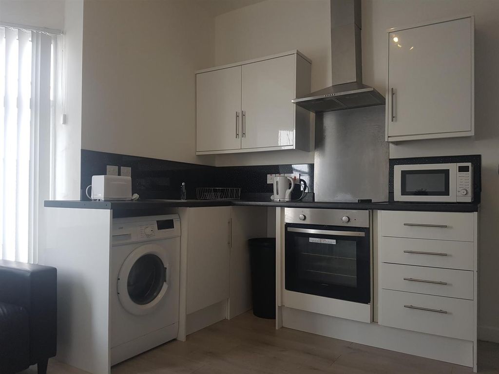 1 bed flat to rent in Union Street, Middlesbrough, North Yorkshire TS1, £750 pcm