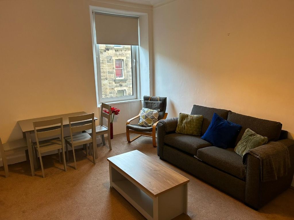 2 bed flat to rent in Gorgie Road, Gorgie, Edinburgh EH11, £1,250 pcm