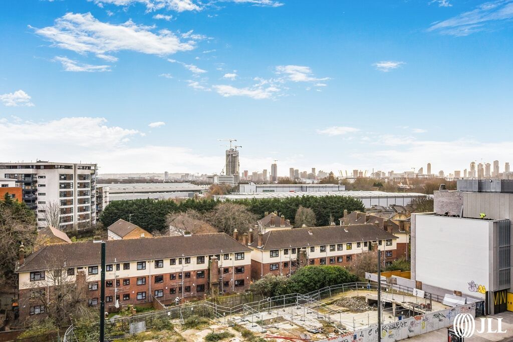 2 bed flat for sale in Velocity Building, Ward Road, London E15, £450,000