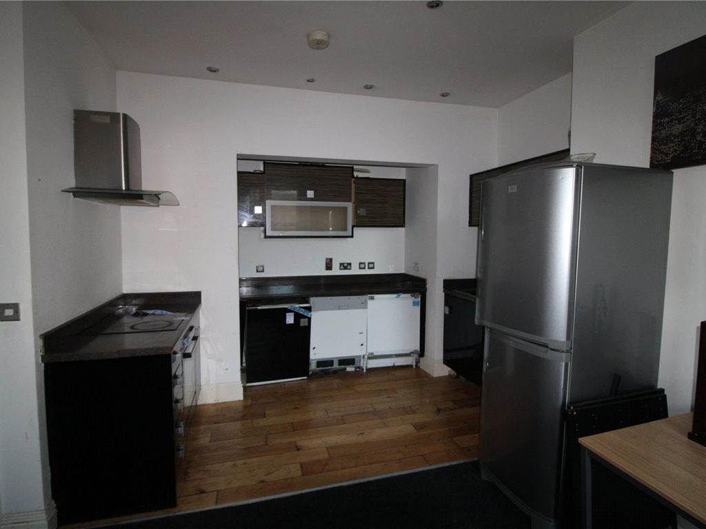 2 bed flat for sale in West Sunniside, Sunderland, Tyne And Wear SR1, £50,000