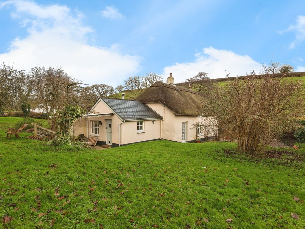 4 bed cottage for sale in Dunsford, Exeter, Devon EX6, £500,000