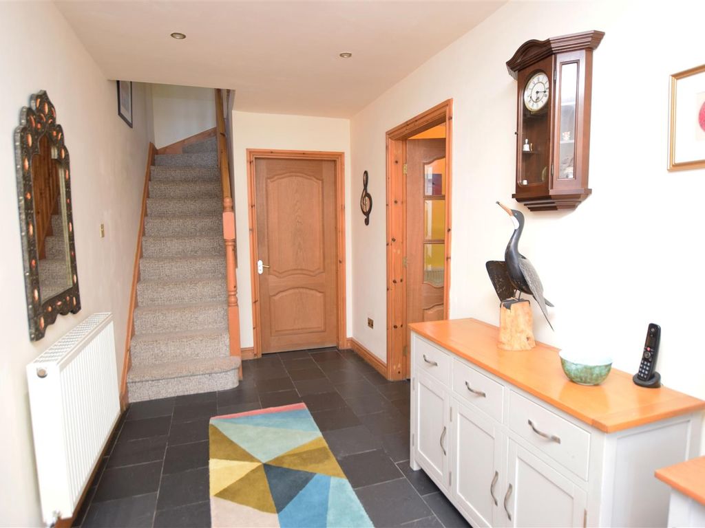 3 bed detached house for sale in Cae Felin, Betws Yn Rhos, Conwy LL22, £325,000