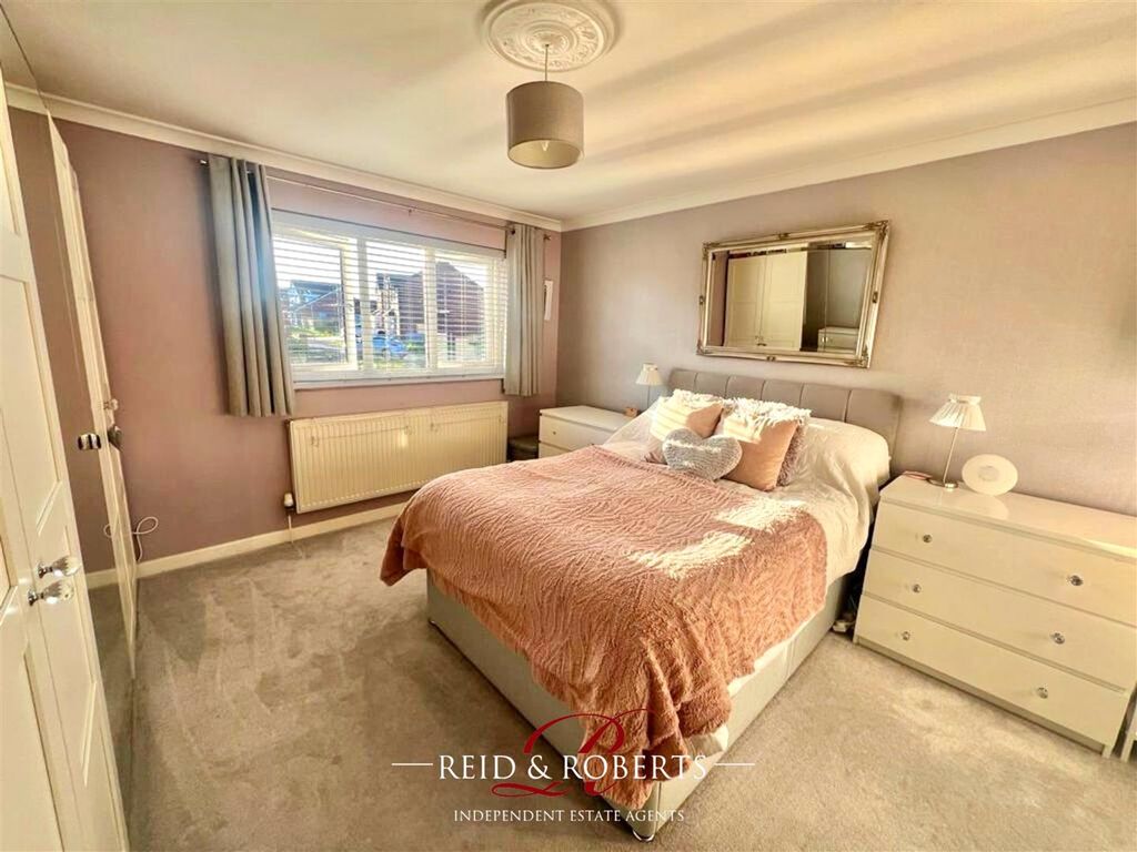 3 bed property for sale in Kempton Way, Llwyn Onn Park, Wrexham LL13, £275,000