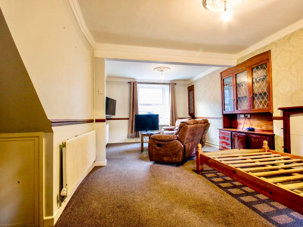 4 bed terraced house for sale in Islwyn Street, Cwmfelinfach, Ynysddu, Newport NP11, £150,000