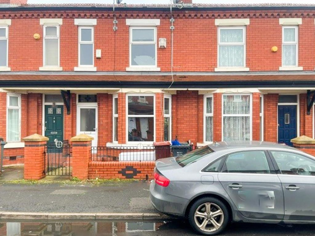 3 bed terraced house for sale in Acomb Street, Rusholme, Manchester M14, £200,000