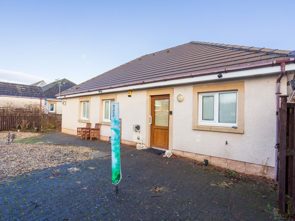 4 bed detached bungalow for sale in Auld Brig View, Auldgirth, Dumfries DG2, £290,000