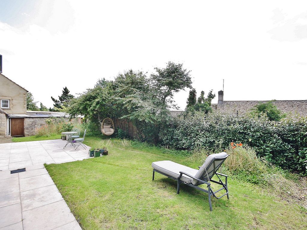 3 bed cottage for sale in Farm Lane, Crawley OX29, £550,000