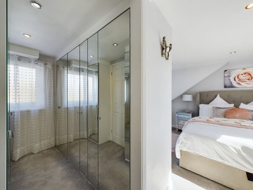 4 bed semi-detached house for sale in Limetree Avenue, Benfleet SS7, £460,000
