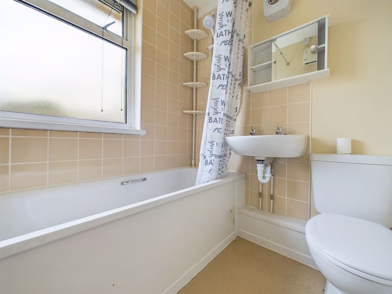 3 bed property for sale in Lower Peverell Road, Penzance TR18, £230,000