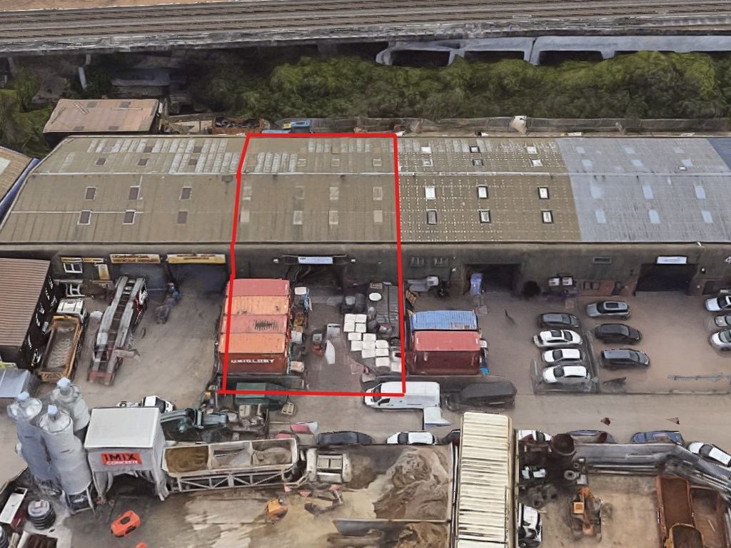 Warehouse for sale in Juliet Way, South Ockendon RM15, £750,000