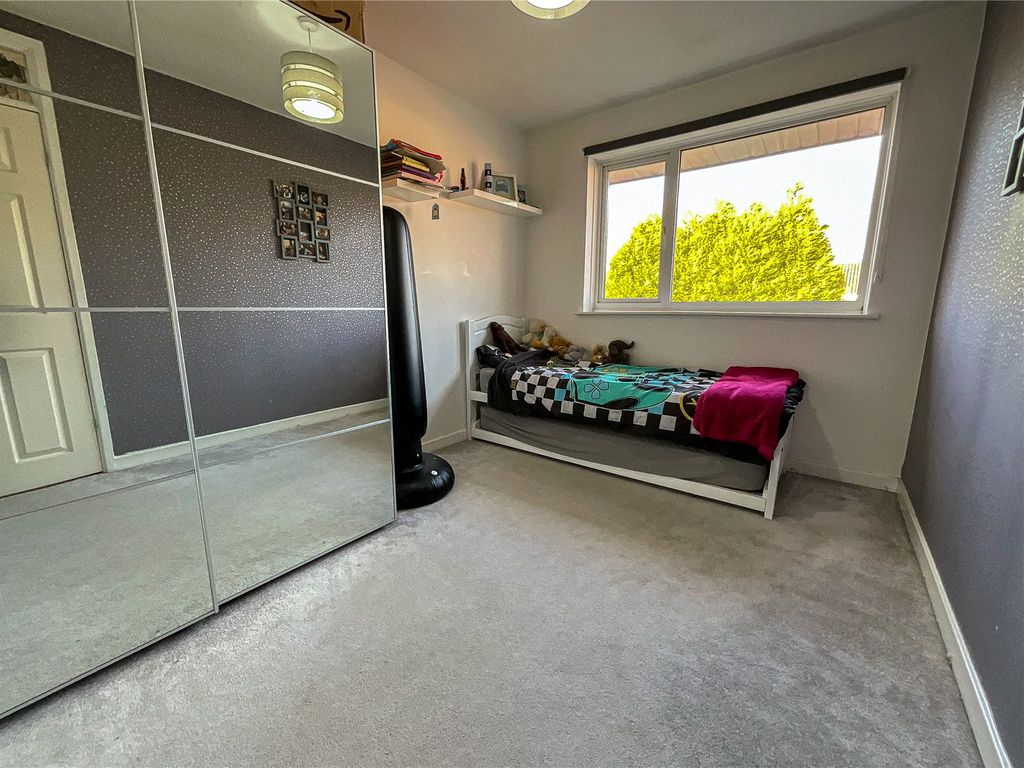 3 bed end terrace house for sale in Aldersgate, Kingsbury, Tamworth, Warwickshire B78, £235,000