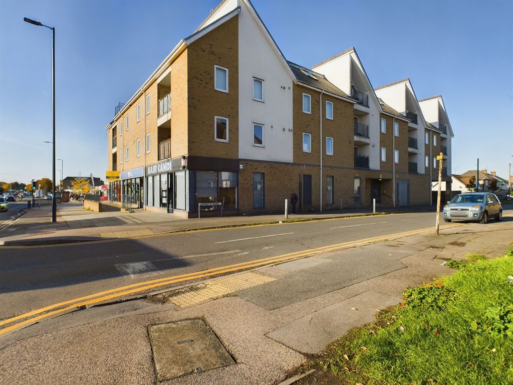 2 bed flat for sale in Lambeth Court Lambeth Road, Benfleet SS7, £240,000