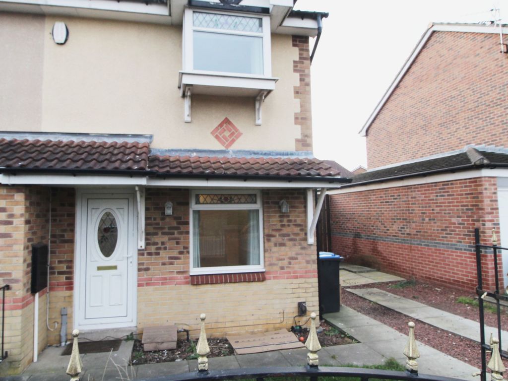 2 bed semi-detached house to rent in Cranfield Avenue, Middlesbrough TS3, £575 pcm