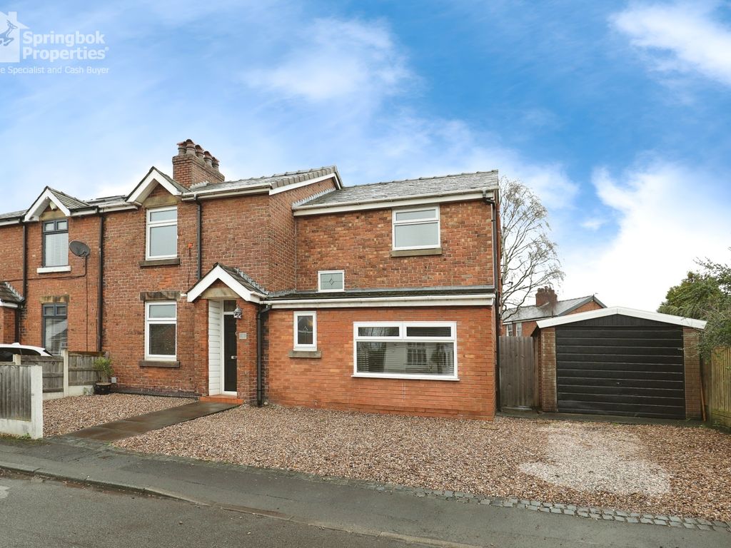 5 bed semi-detached house for sale in Moss Nook, Burscough, Lancashire L40, £350,000