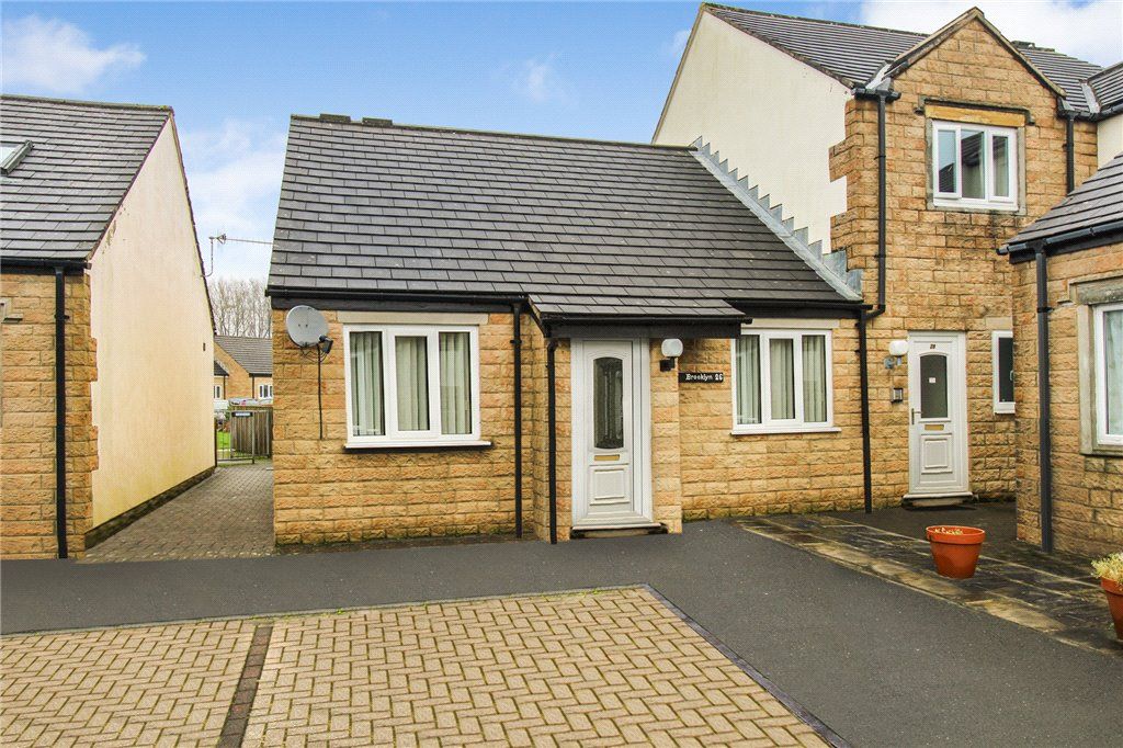 2 bed bungalow for sale in Airedale Mews, Skipton BD23, £220,000