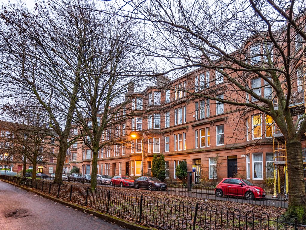 3 bed flat for sale in Dunearn Street, Woodlands, Glasgow G4, £250,000