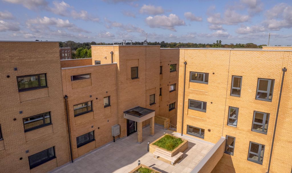 New home, 2 bed flat for sale in Huntingdon Road, Cambridge CB3, £355,000