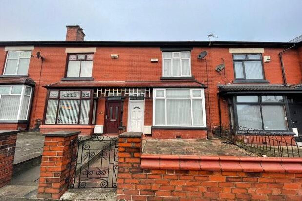 4 bed property to rent in Hulton Lane, Bolton BL3, £1,200 pcm