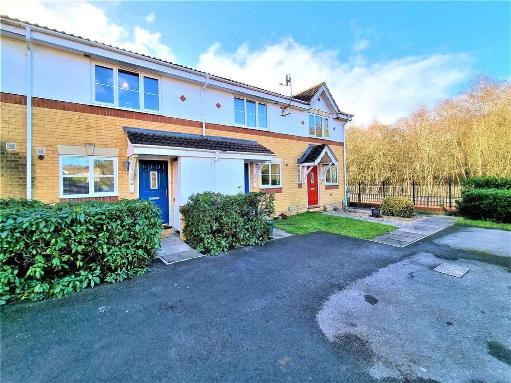 2 bed terraced house for sale in Derry Close, Ash Vale, Guildford, Surrey GU12, £350,000