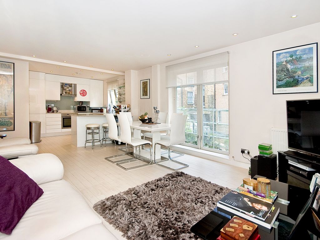 3 bed flat for sale in Hampden Gurney Street, London W1H, £1,300,000