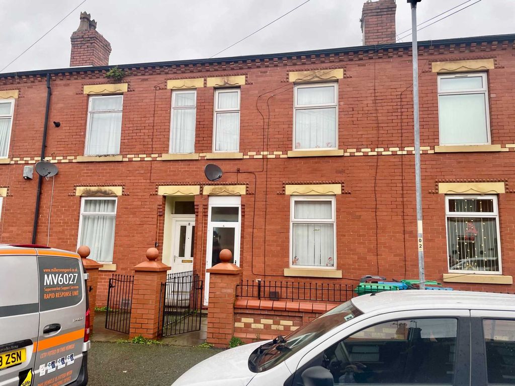 2 bed terraced house for sale in Beardwood Road, Manchester M9, £135,000