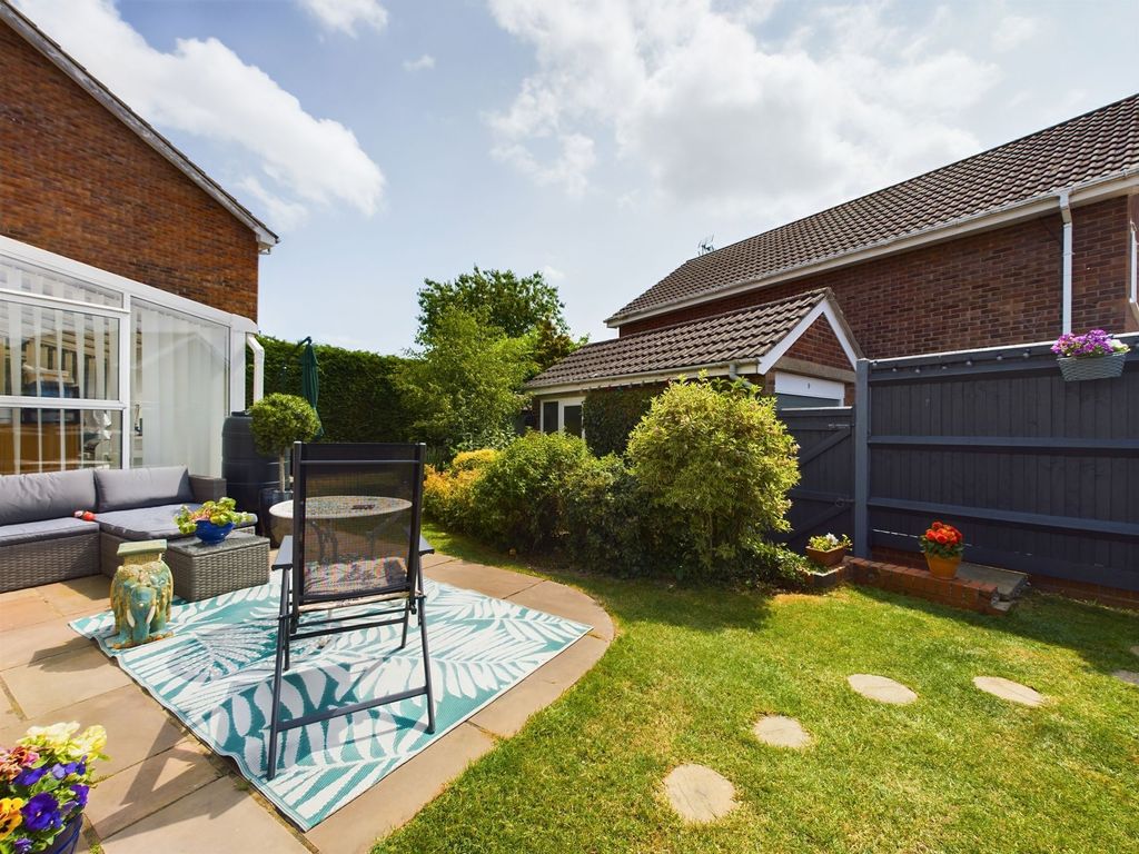 4 bed detached house for sale in Elm Way, Sawtry, Cambridgeshire. PE28, £365,000
