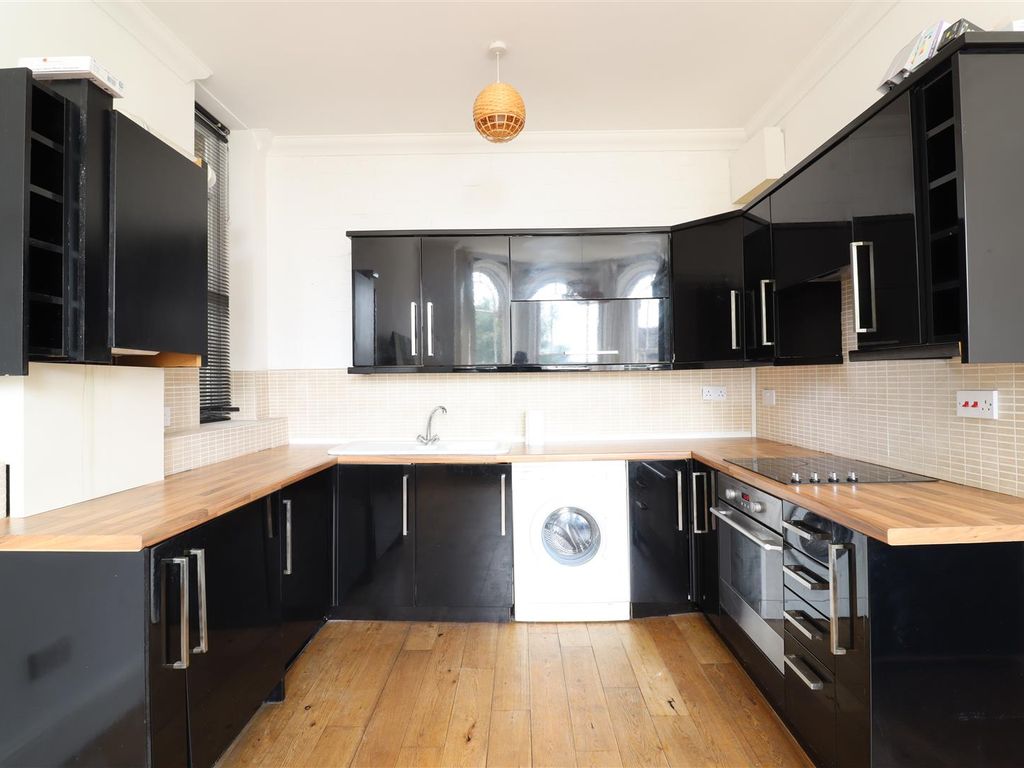 1 bed flat for sale in Redcliff Road, Hessle HU13, £95,000