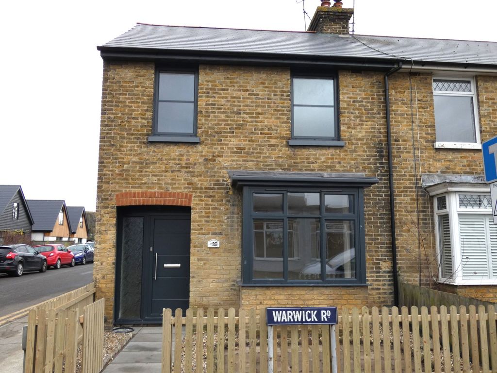 3 bed end terrace house to rent in Warwick Road, Whitstable CT5, £1,850 pcm