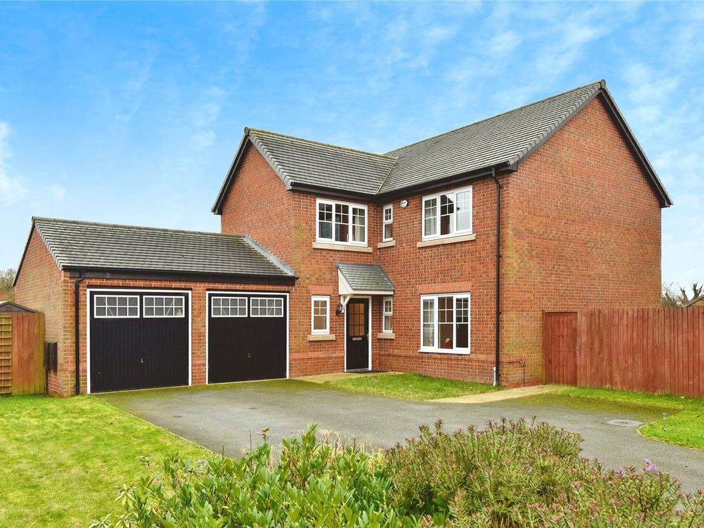 4 bed detached house for sale in Oaks Close, Aston, Nantwich, Cheshire CW5, £500,000