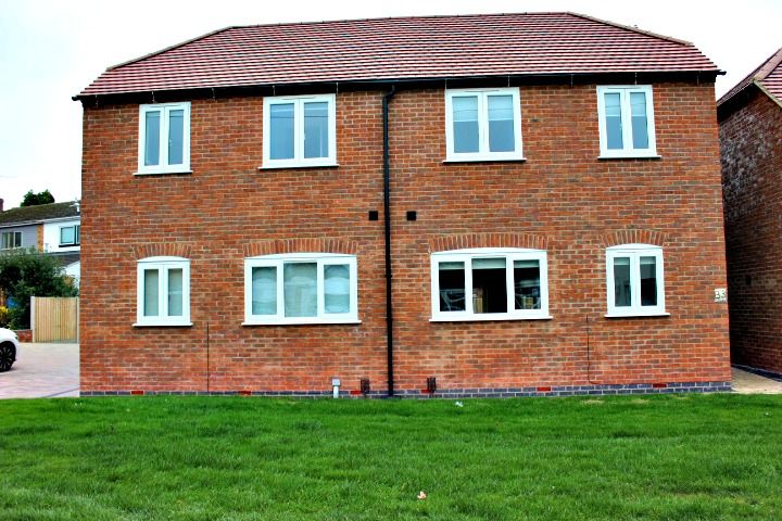 3 bed semi-detached house to rent in Frances Road, Leamington Spa CV33, £1,095 pcm
