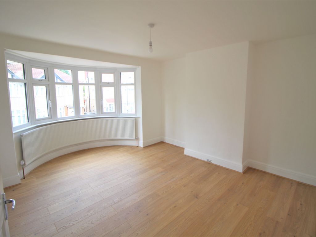 2 bed maisonette for sale in The Croft, Wembley HA0, £365,000