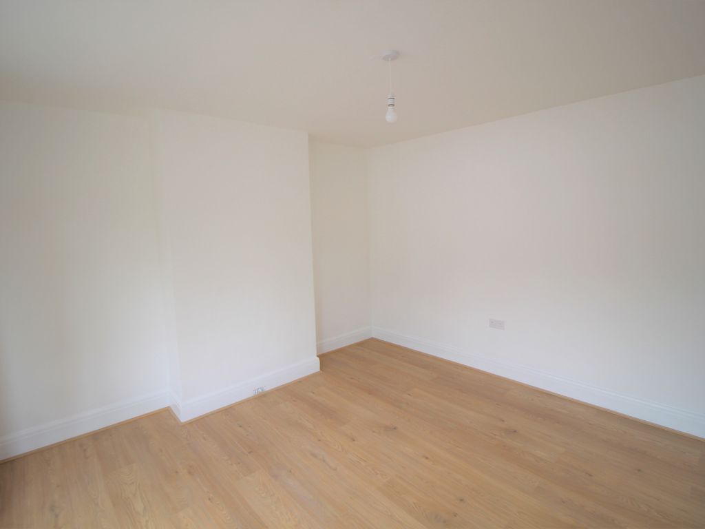 2 bed maisonette for sale in The Croft, Wembley HA0, £365,000