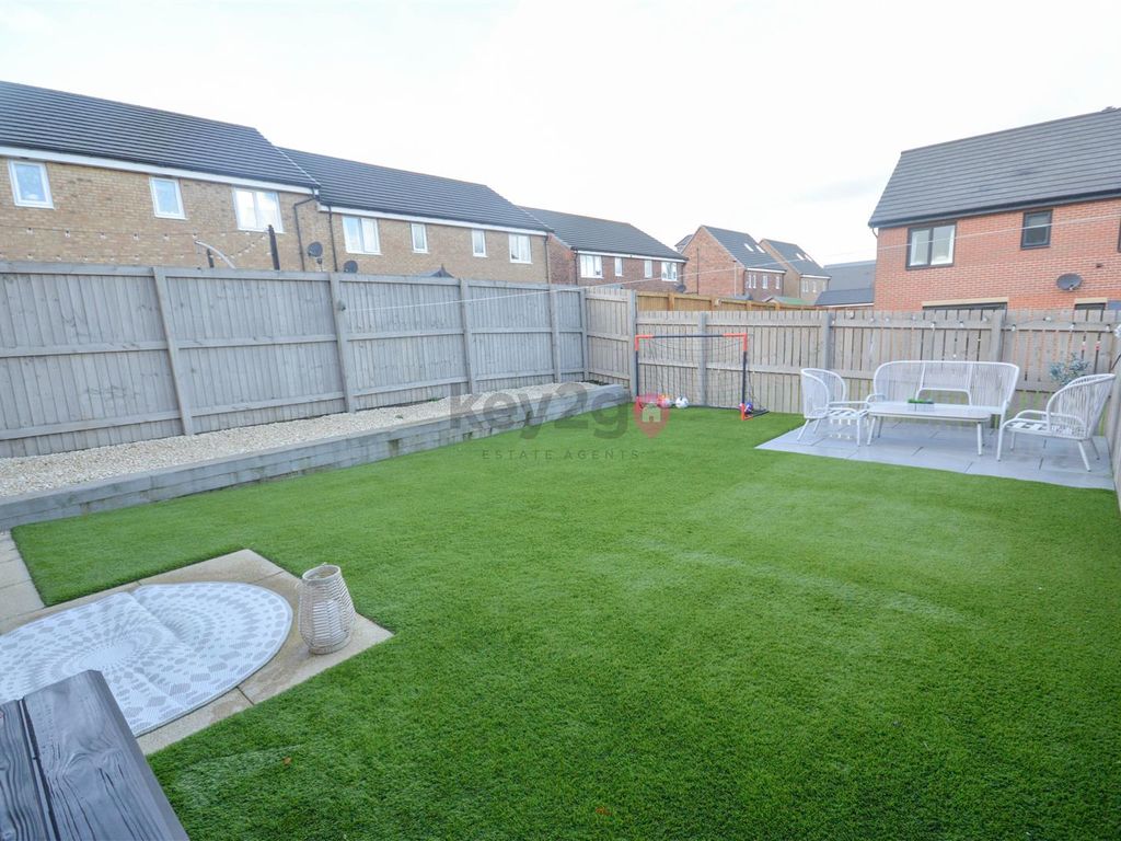 3 bed town house for sale in Cedar Grove, Waverley, Rotherham S60, £89,250