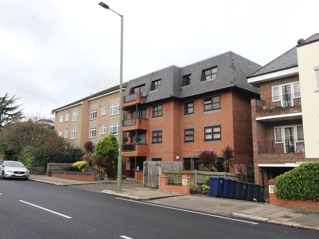 2 bed flat for sale in Station Road, New Barnet, Barnet EN5, £425,000