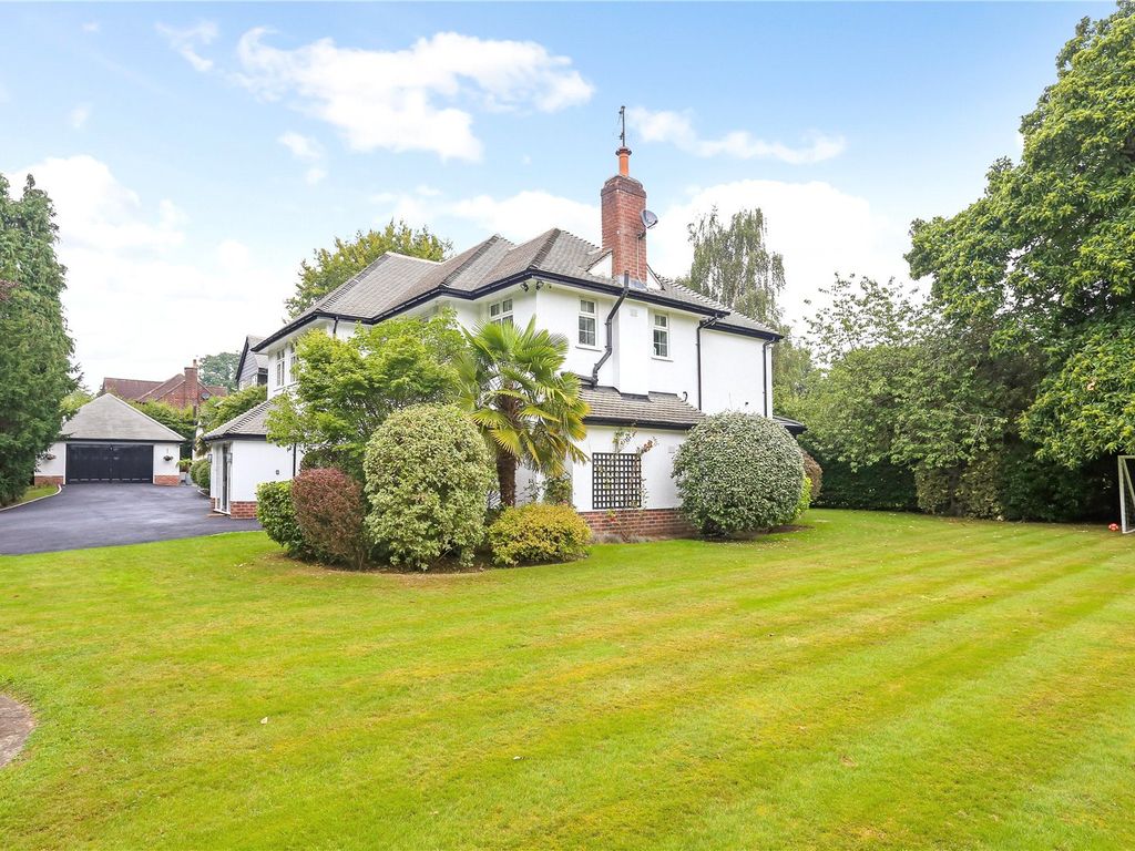 7 bed detached house to rent in Warrington Road, Mere, Knutsford, Cheshire WA16, £14,000 pcm