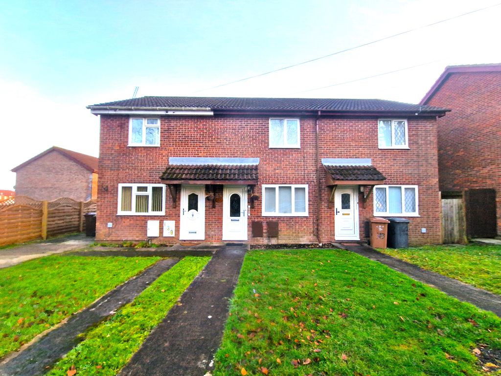 2 bed terraced house for sale in Beaumaris Way, Blackwood NP12, £155,000